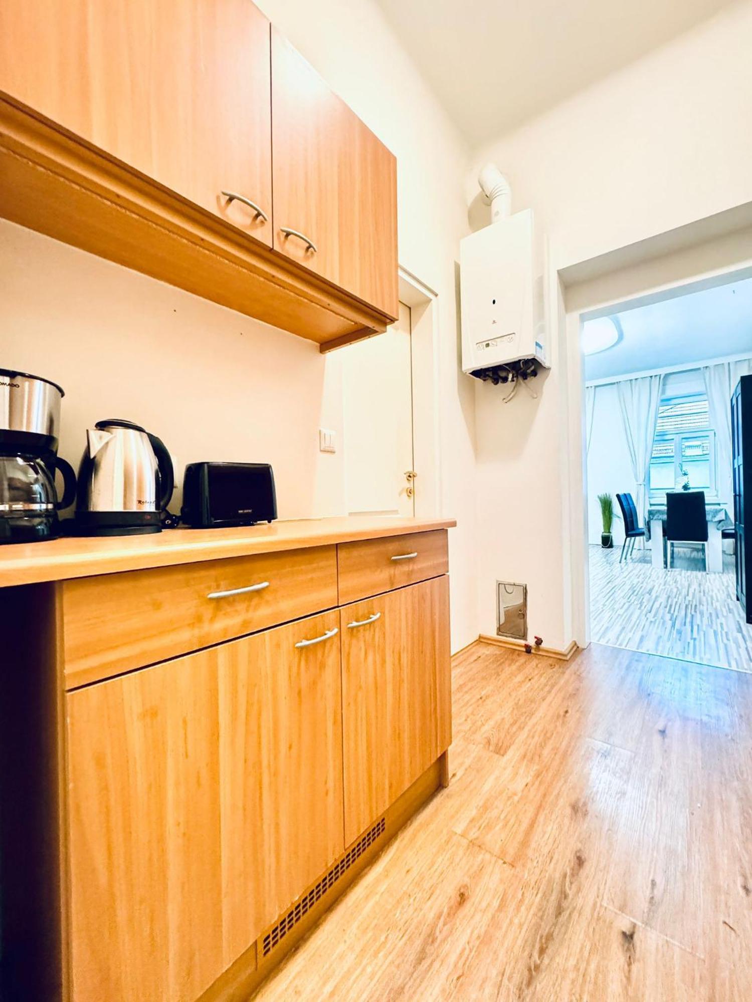 Affordable 2br Apartment, Close To Danube River Wenen