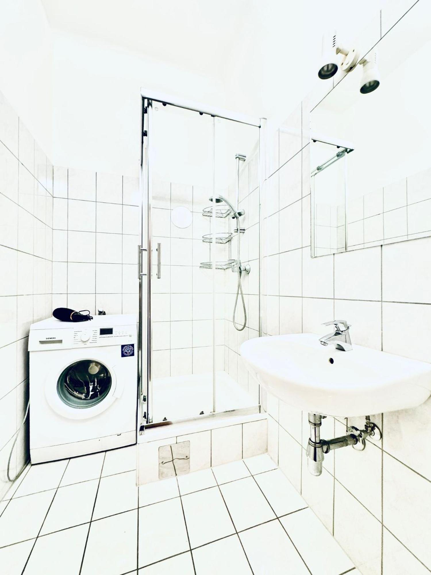 Affordable 2br Apartment, Close To Danube River Appartement Wenen