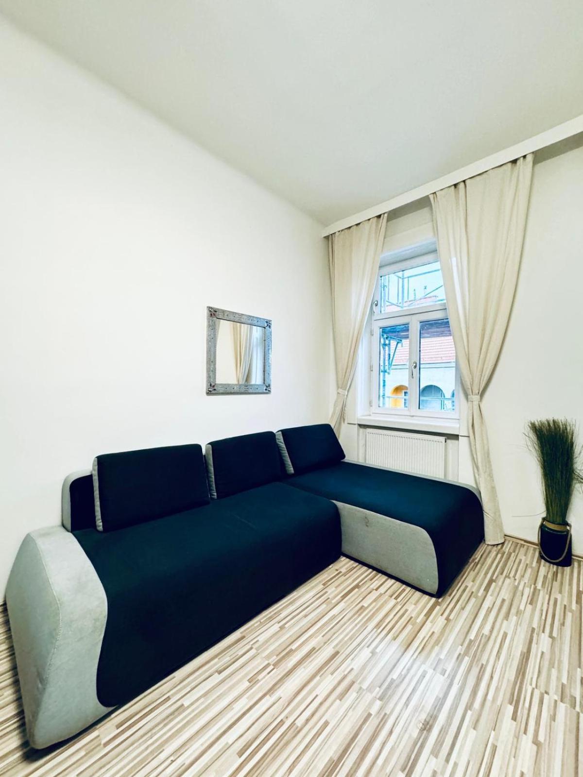 Appartement Affordable 2br Apartment, Close To Danube River Wenen